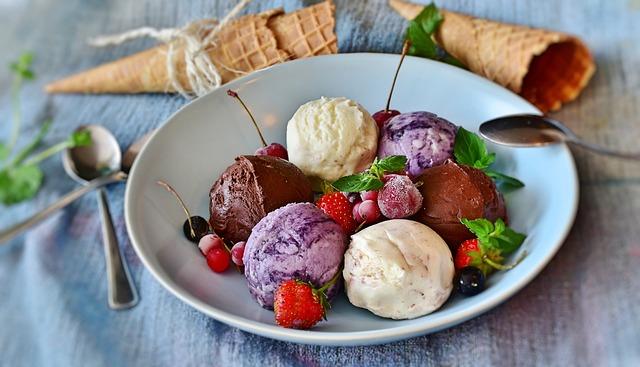 Mechanics of Early Ice Cream Makers
