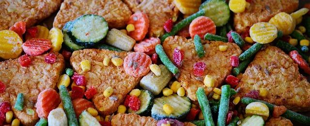 Can't Find Rock Salt for an Ice Cream Maker? Alternatives Explained 6 Creative Techniques: Using Frozen Vegetables as a Cooling Agent