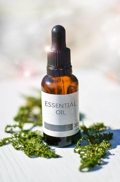 How to Use Essential Oils for Massage? Relax and Rejuvenate 1 Understanding the Benefits of Essential Oils in Massage Therapy