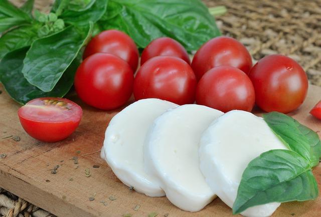 Can You Freeze Fresh Mozzarella? Best Practices 4 Preparing Fresh Mozzarella for Freezing: Step-by-Step Guide